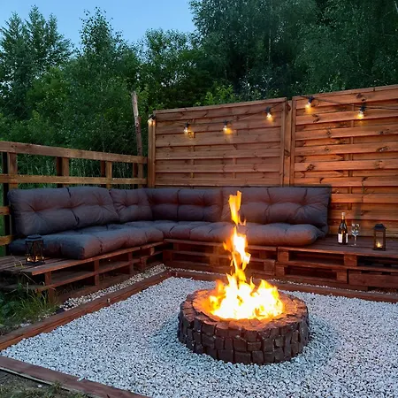 Jurta Nad Zegrzem Z Prywatnym Jacuzzi Arciechow