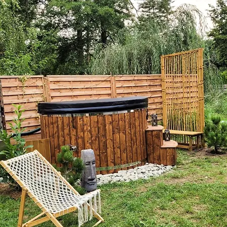 Jurta Nad Zegrzem Z Prywatnym Jacuzzi Arciechow