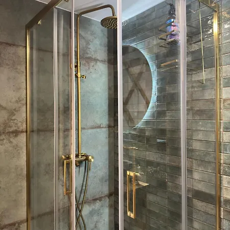 Jurta Nad Zegrzem Z Prywatnym Jacuzzi *