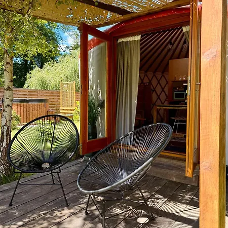 Casa vacanze Jurta Nad Zegrzem Z Prywatnym Jacuzzi